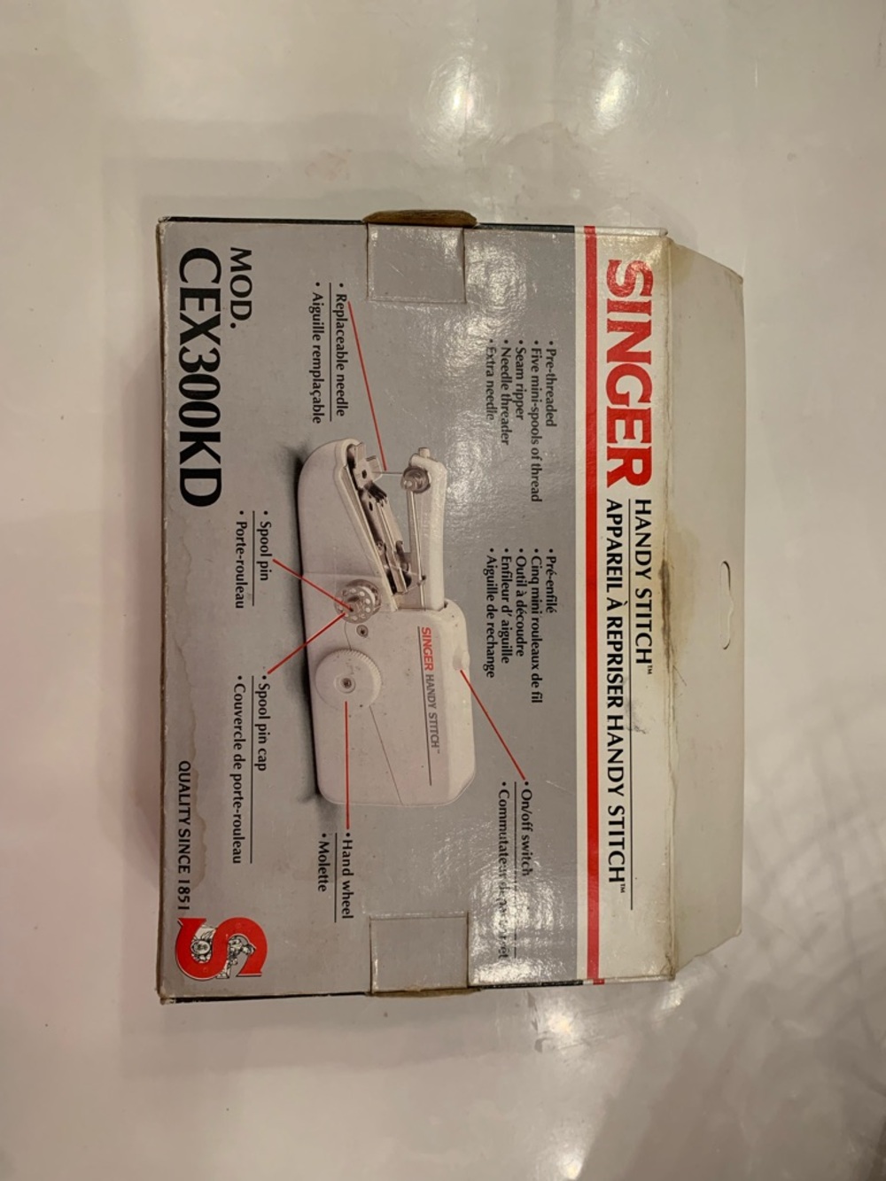 Singer Handy Stitch Portable Handheld Sewing Machine - White - Picture 3 of 7